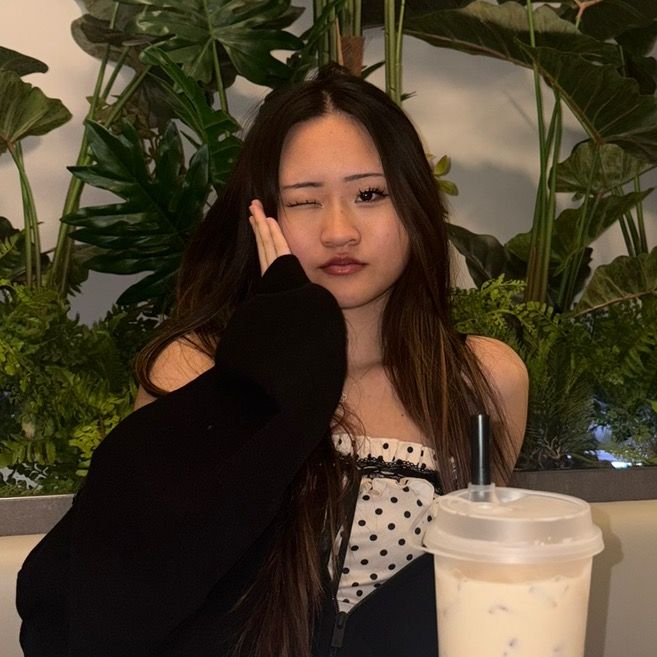 Kellyyy 🧸 — TikTok profile portrait